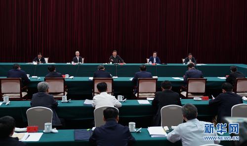 5月20日至22日,中共中央总书记、国家主席、中央军委主席习近平在江西考察,主持召开推动中部地区崛起工作座谈会并发表重要讲话。 新华社记者 谢环驰 摄 图片来源:新华网 点击进入下一页