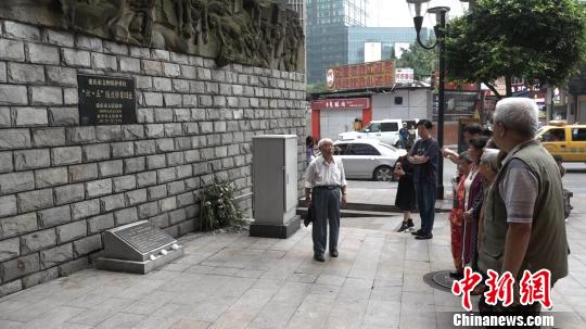 点击进入下一页
