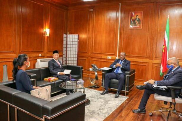 图片4.jpg 图片4.jpg