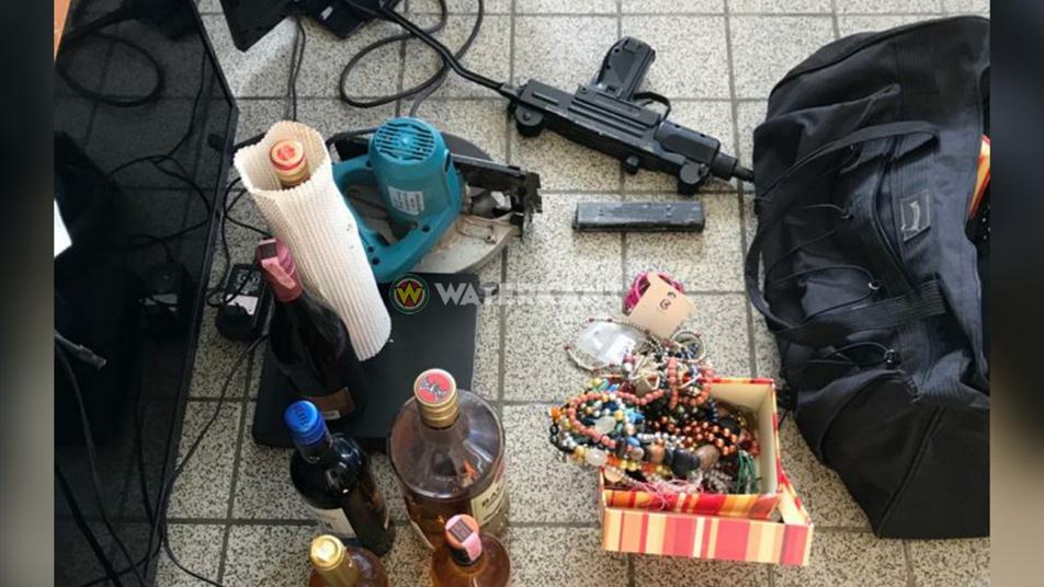 图片4.jpg 图片4.jpg