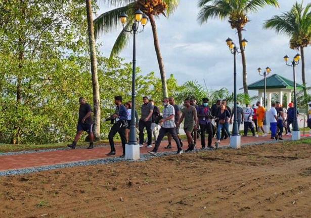 图片2.jpg 图片2.jpg