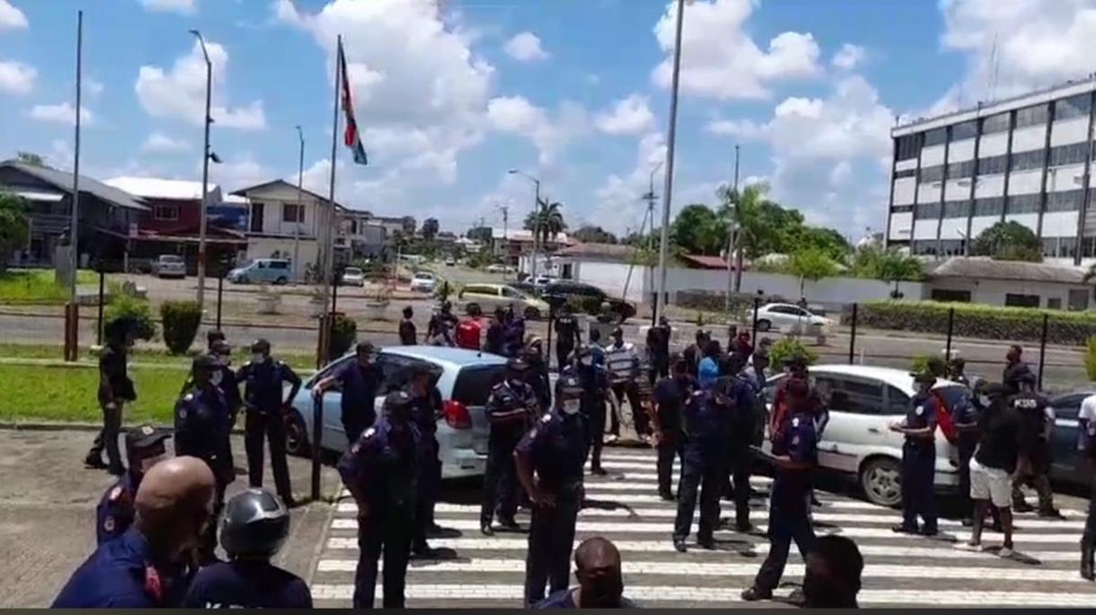 图片2.jpg 图片2.jpg