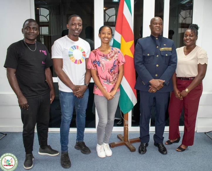 图片3.jpg 图片3.jpg