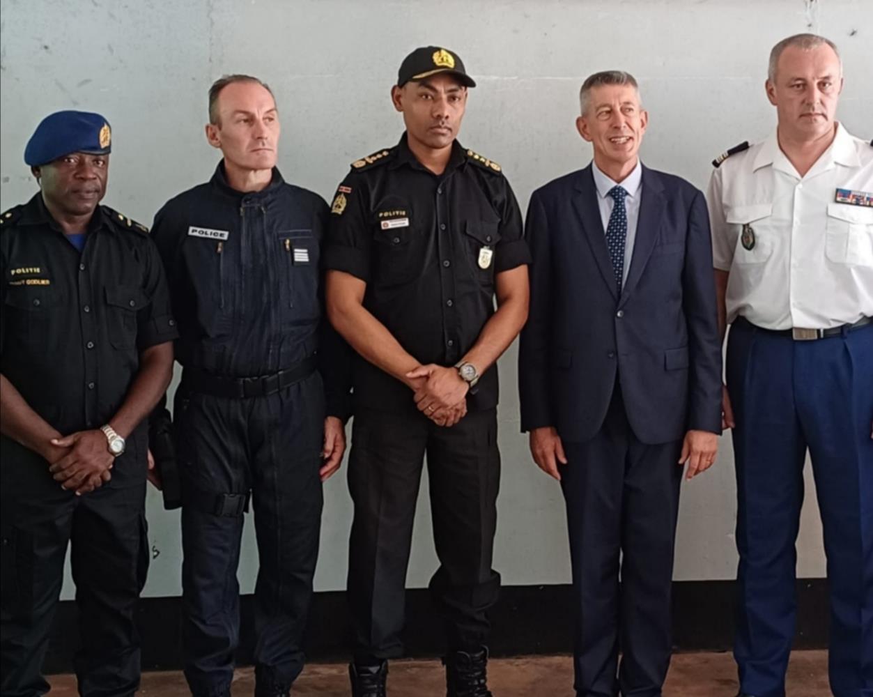 图片4.jpg 图片4.jpg