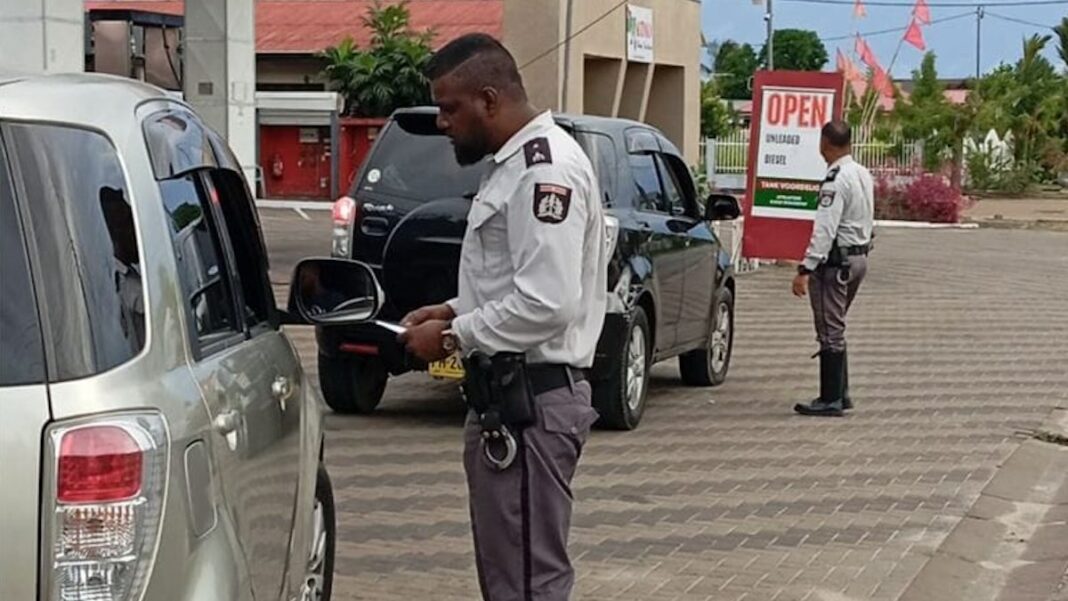 controle-politie-Suriname-5-1068x601.jpg